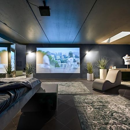 Jacuzzi Cinema Loft Lägenhet Kaunas Exteriör bild