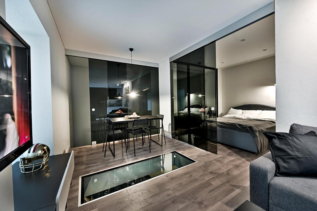 Jacuzzi Cinema Loft Lägenhet Kaunas Exteriör bild