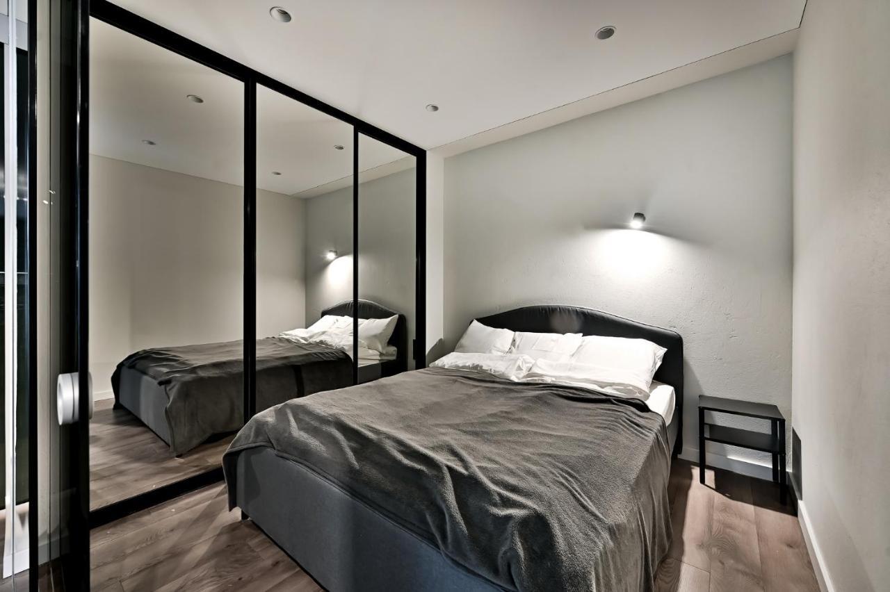 Jacuzzi Cinema Loft Lägenhet Kaunas Exteriör bild